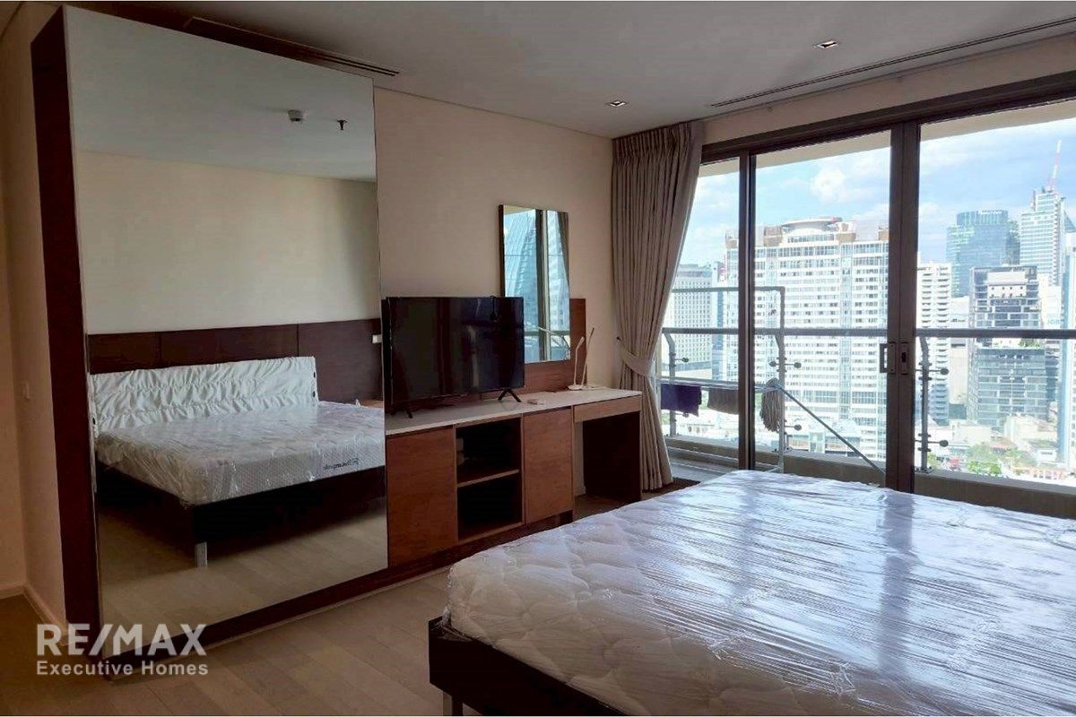 Spacious 143sqm 2.5BR Condo for Rent at The Lakes Asoke - Just 5 Mins Walk to BTS Asok 6