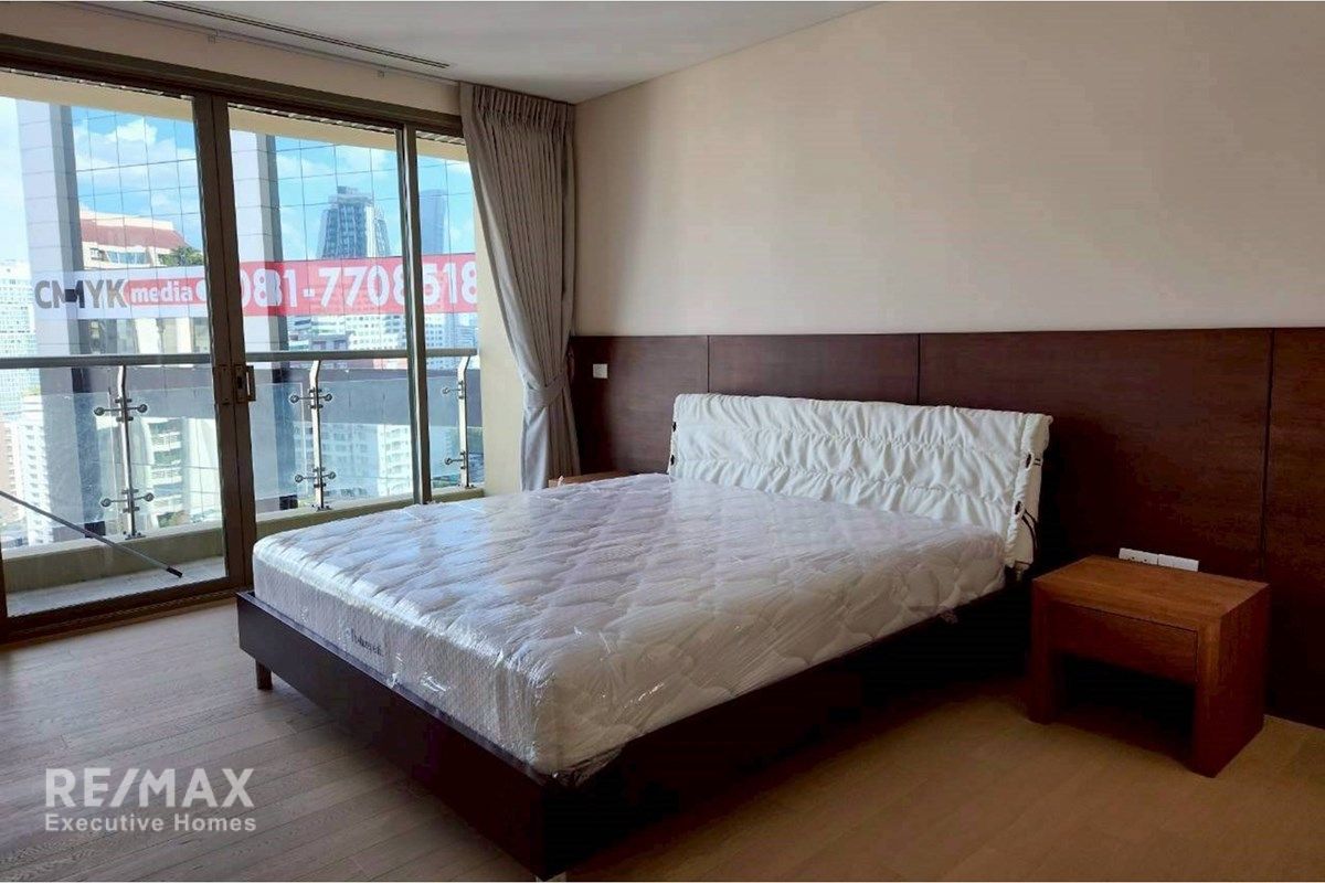Spacious 143sqm 2.5BR Condo for Rent at The Lakes Asoke - Just 5 Mins Walk to BTS Asok 7