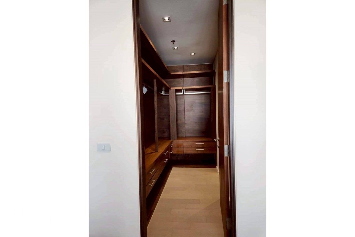 Spacious 143sqm 2.5BR Condo for Rent at The Lakes Asoke - Just 5 Mins Walk to BTS Asok 8