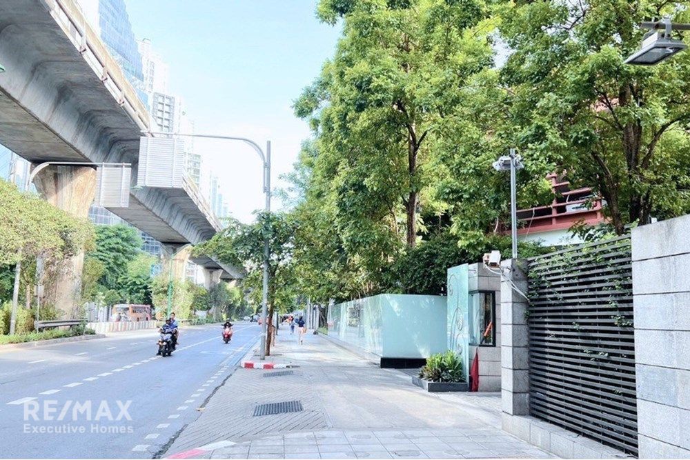 素坤逸路(下)通罗站Fullerton公寓95.98平方米2室2卫出售 14