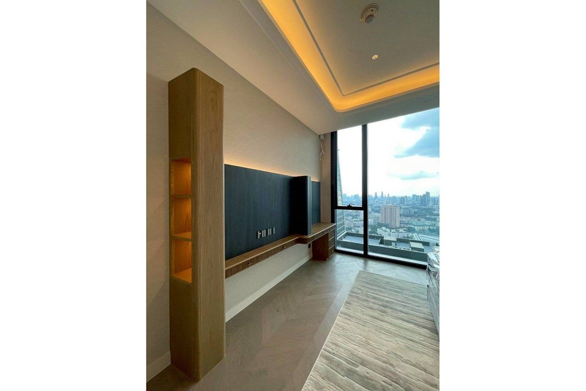 Luxury 2BR Condo for Rent at One89 Wireless - 140sqm with Embassy Views 6