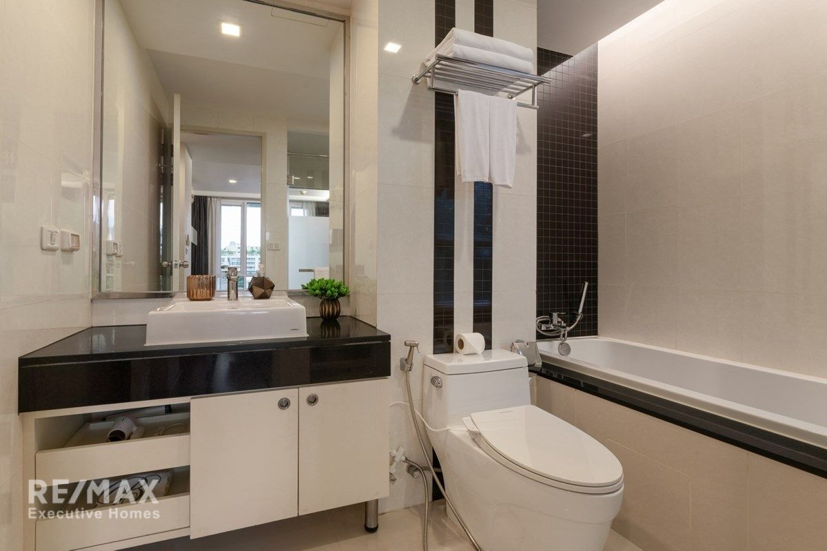 Modern 2BR Condo for Rent | 67sqm | Beverly 33 by Aspira | 9 Mins Walk to BTS Phrom Phong 6