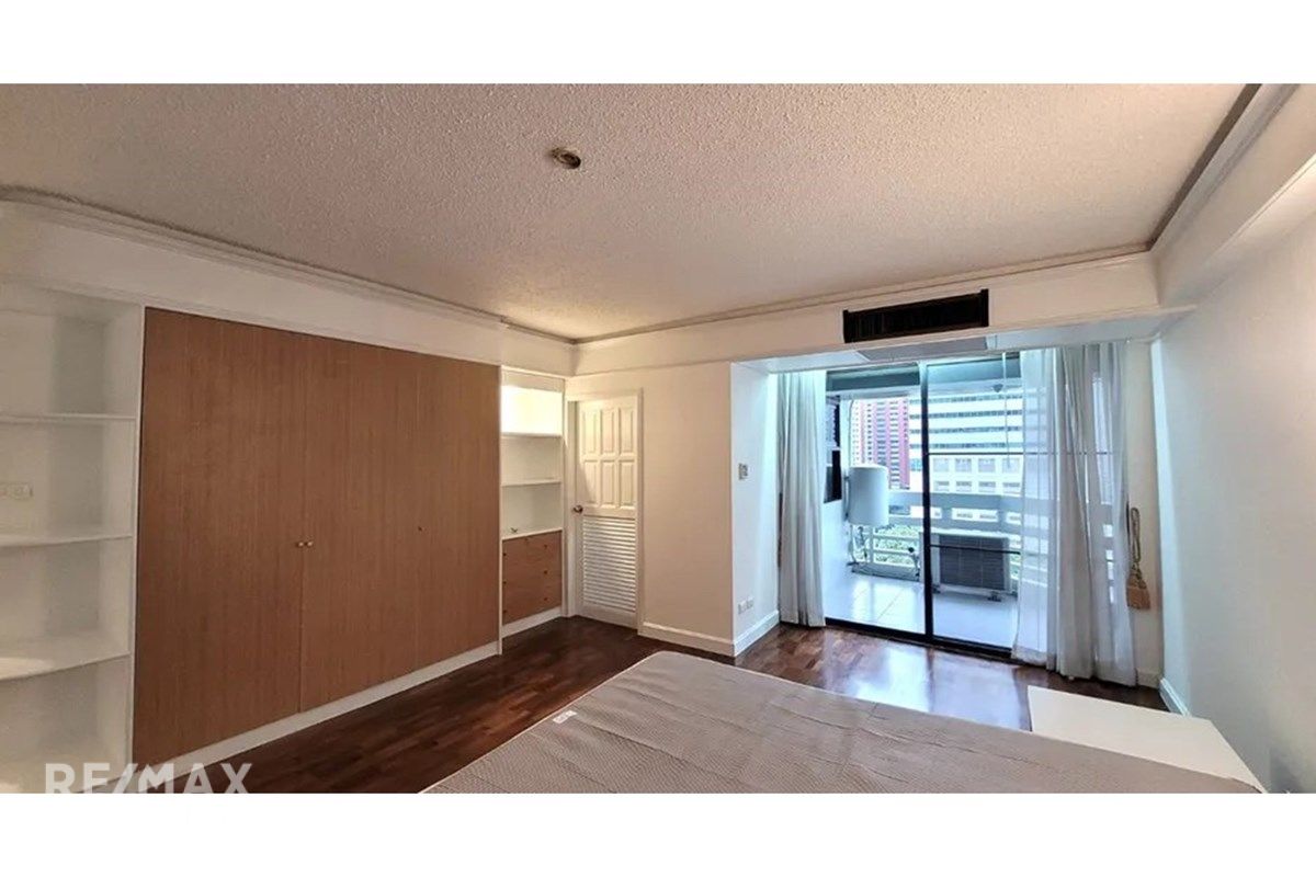 Spacious 31BR Family Suite Condo for Rent in Langsuan CBD - 280sqm at 145K 3