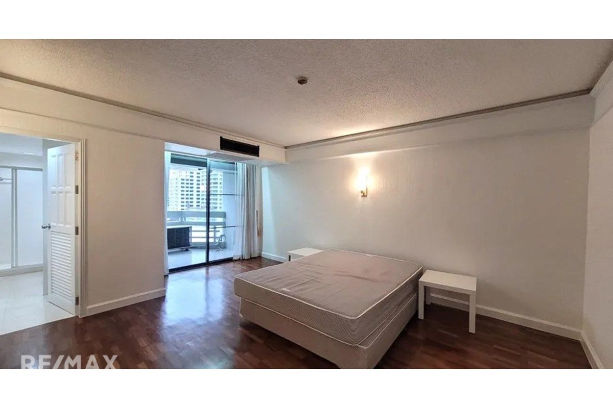 Spacious 31BR Family Suite Condo for Rent in Langsuan CBD - 280sqm at 145K 5