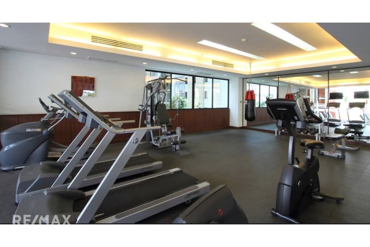Renovated 31BR Condo for Rent | 285sqm | 22nd Floor | 8 Mins Walk to BTS Thong Lo 16