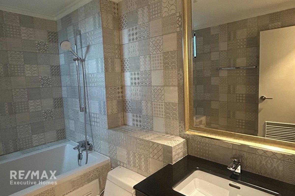 Renovated 31BR Condo for Rent in BTS Thong Lo - 285sqm on 22nd Floor 9