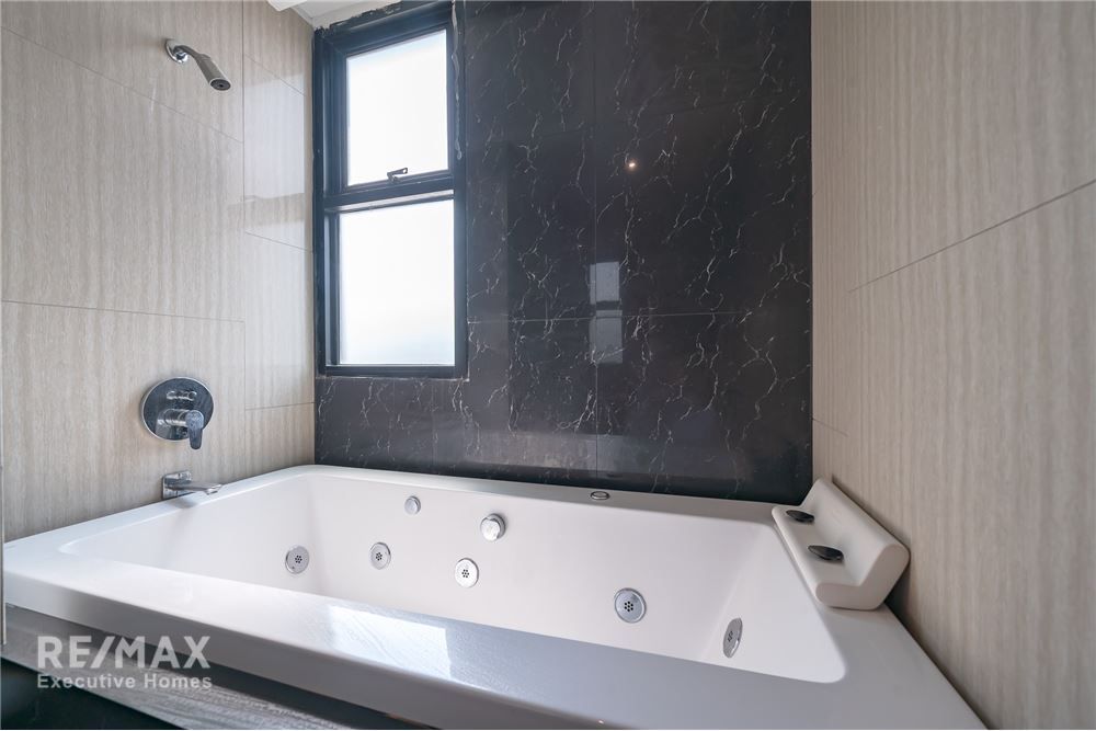 For Sale: Triplex 3-Bedroom Condo Steps from BTS Bangchak 20