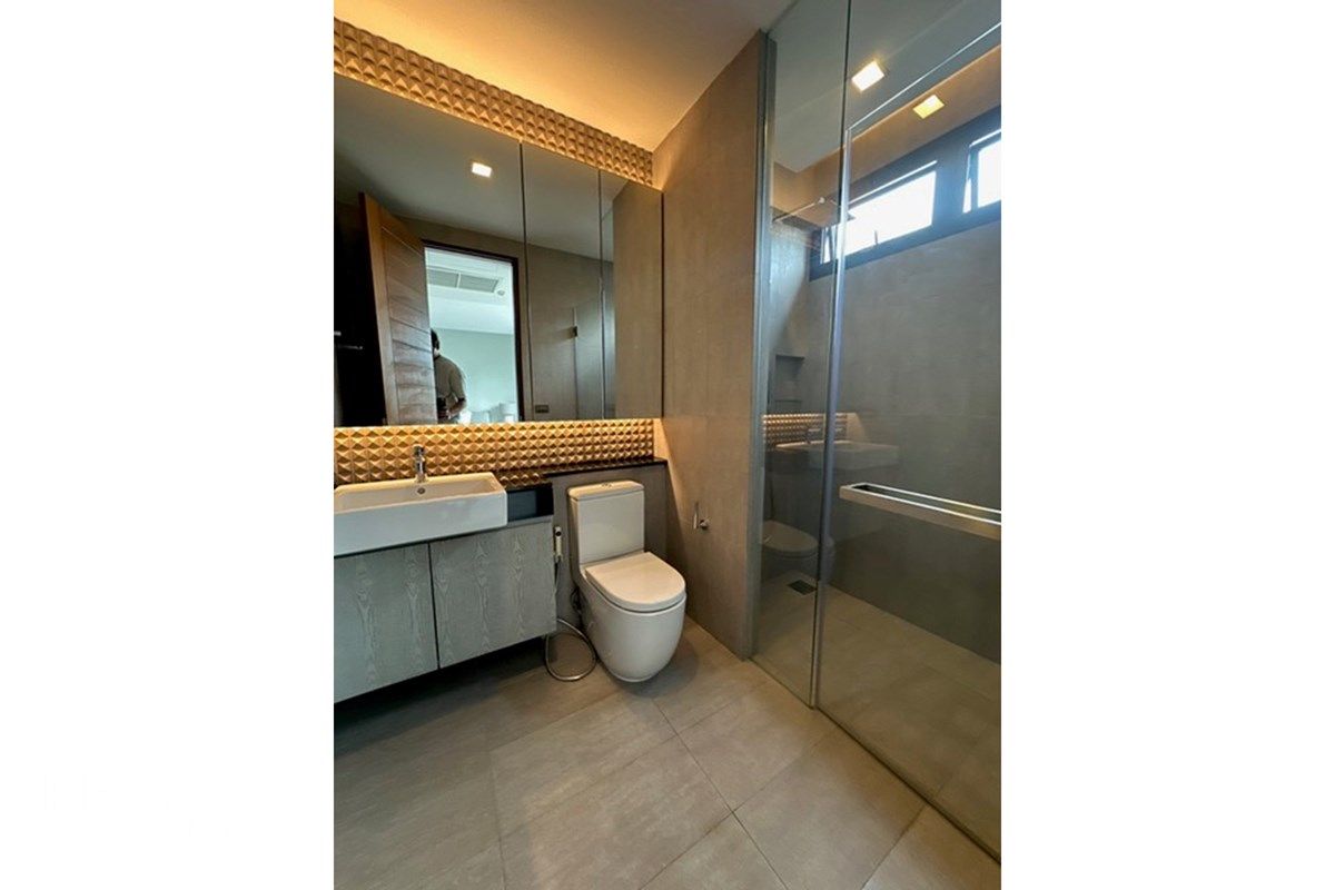 Modernes 3-Zimmer-Einfamilienhaus zur Miete - 350m² mit Pool, E-Ladesäule und Weinkühlschrank. 19