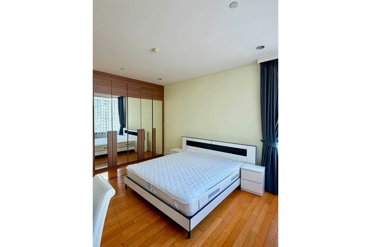 Haustierfreundliche 2-Zimmer-Wohnung zu vermieten im Aguston Sukhumvit 22 | 55K | 95qm | 22. Stock | 16 Gehminuten zur MRT Queen Sirikit. 12