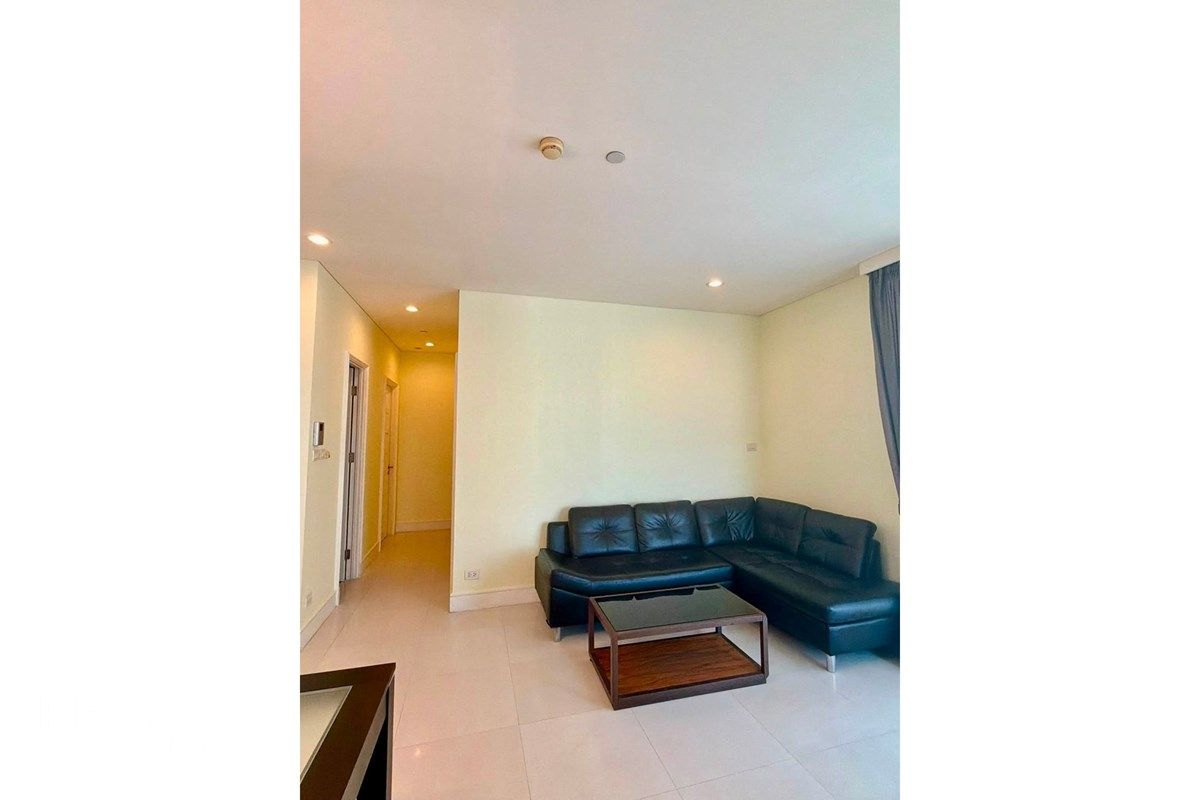 Haustierfreundliche 2-Zimmer-Wohnung zu vermieten im Aguston Sukhumvit 22 | 55K | 95qm | 22. Stock | 16 Gehminuten zur MRT Queen Sirikit. 6