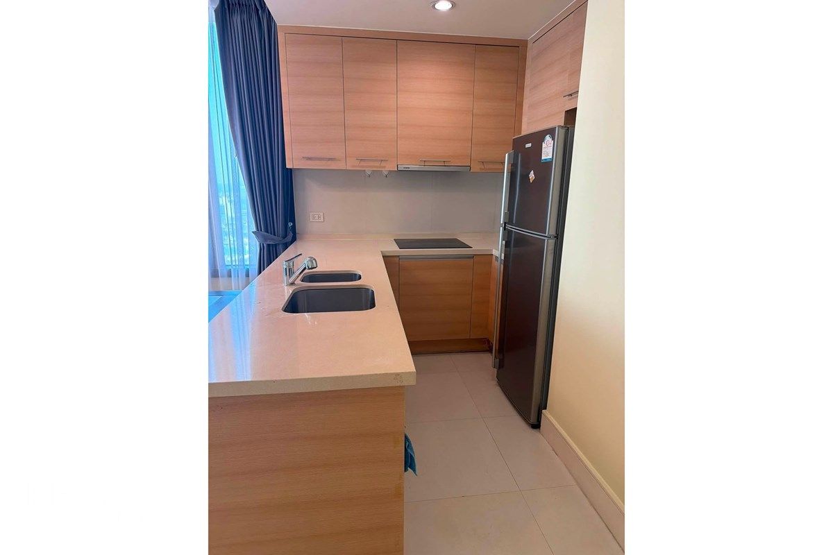 Haustierfreundliche 2-Zimmer-Wohnung zu vermieten im Aguston Sukhumvit 22 | 55K | 95qm | 22. Stock | 16 Gehminuten zur MRT Queen Sirikit. 7