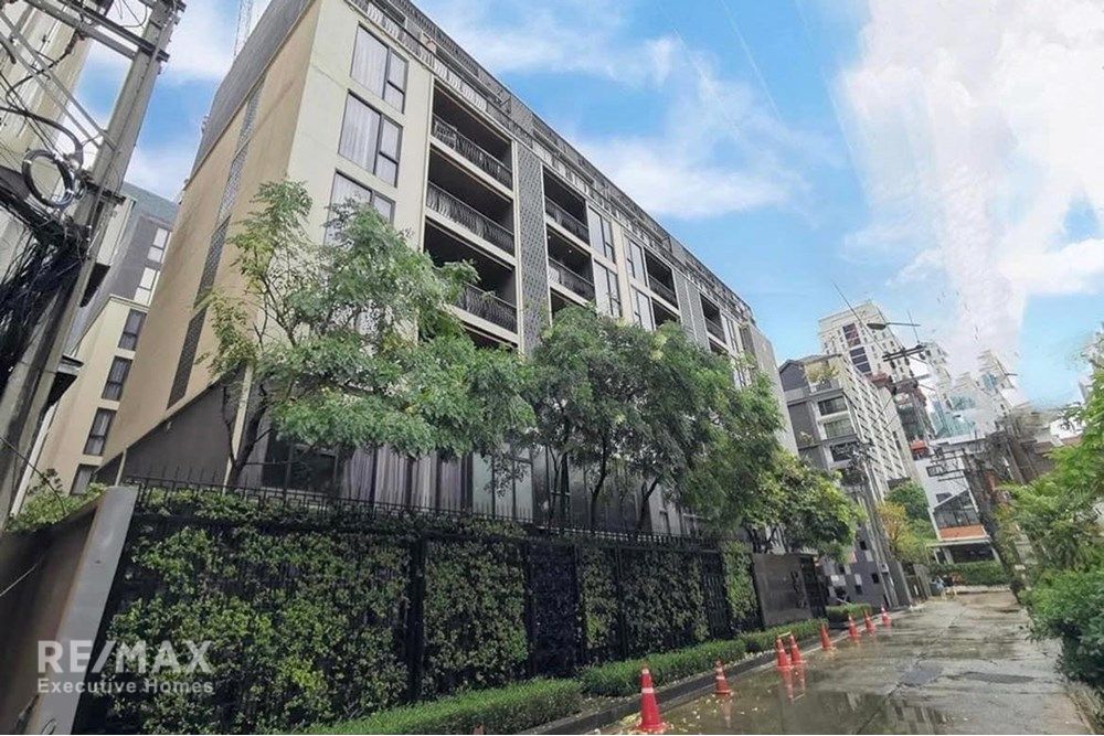 素坤逸路(下)暹罗站Klass Condo Langsuan公寓85平方米2室2卫出租 11