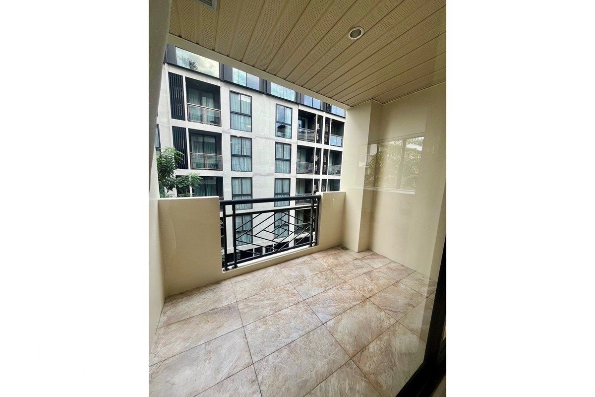 Pet-Friendly Condo for Rent near BTS Phrom Phong - Sukhumvit 39, 17-Minute Walk 14