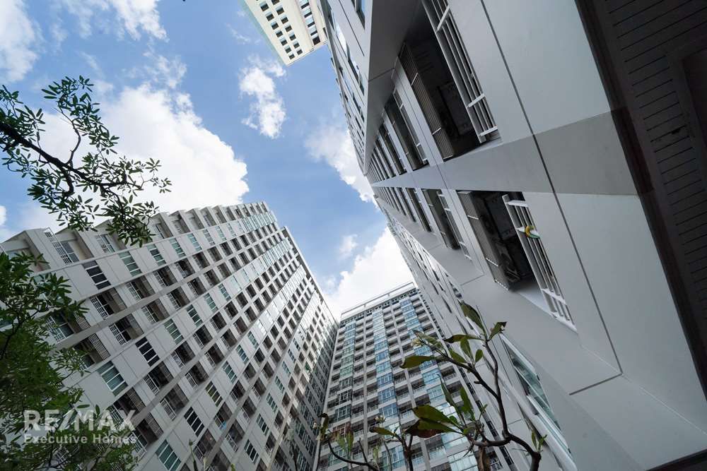 曼谷蓝沙利岔路口站Four Wings Residence公寓137平方米3室3卫出售 54