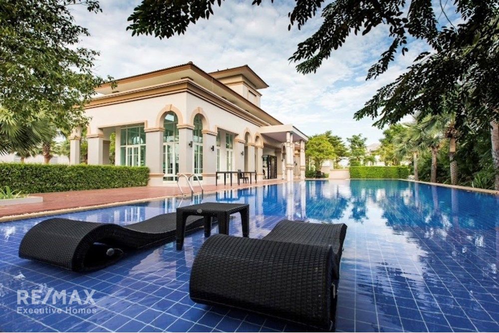 Detached Single Family Home in Casa Grande, Wongwaen 14
