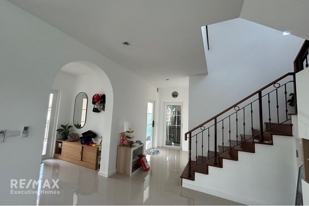 Detached Single Family Home in Casa Grande, Wongwaen 6