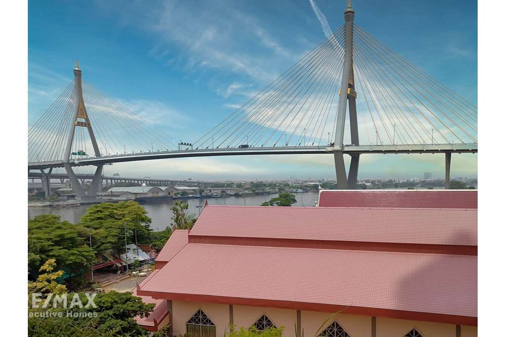 Luxury Condo: Spacious 3 Bed Unit with Fantastic Garden and River Views 13