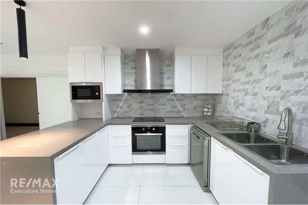 Neuer Preis 20MB | 219qm 2 SZ 2 BZ Eigentumswohnung in Crystal Garden, Sukhumvit Soi 4 - 13 Gehminuten zur BTS Nana. 5