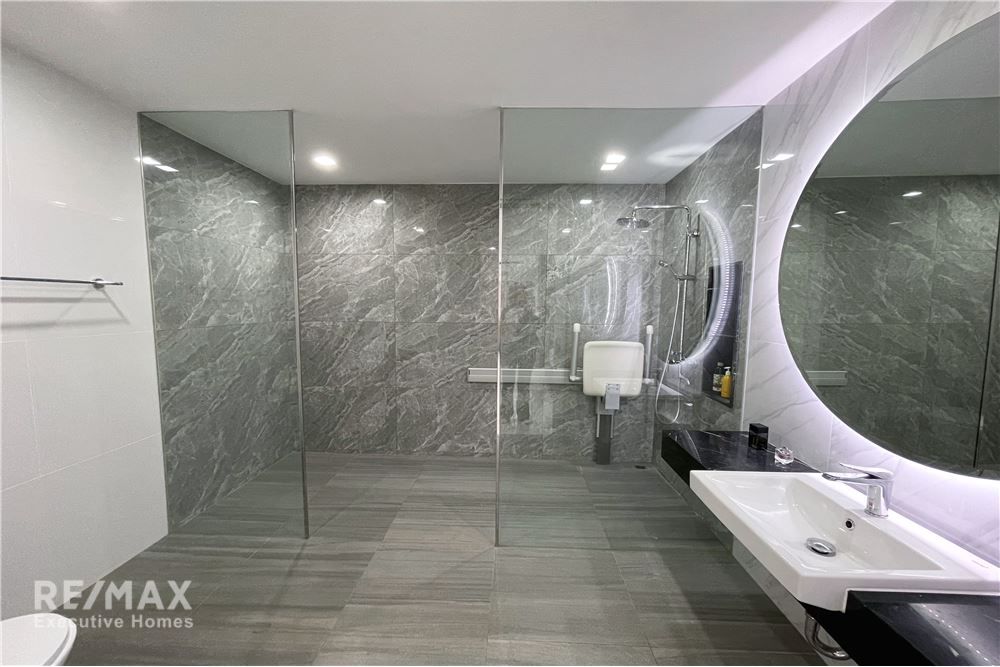 Neuer Preis 20MB | 219qm 2 SZ 2 BZ Eigentumswohnung in Crystal Garden, Sukhumvit Soi 4 - 13 Gehminuten zur BTS Nana. 7
