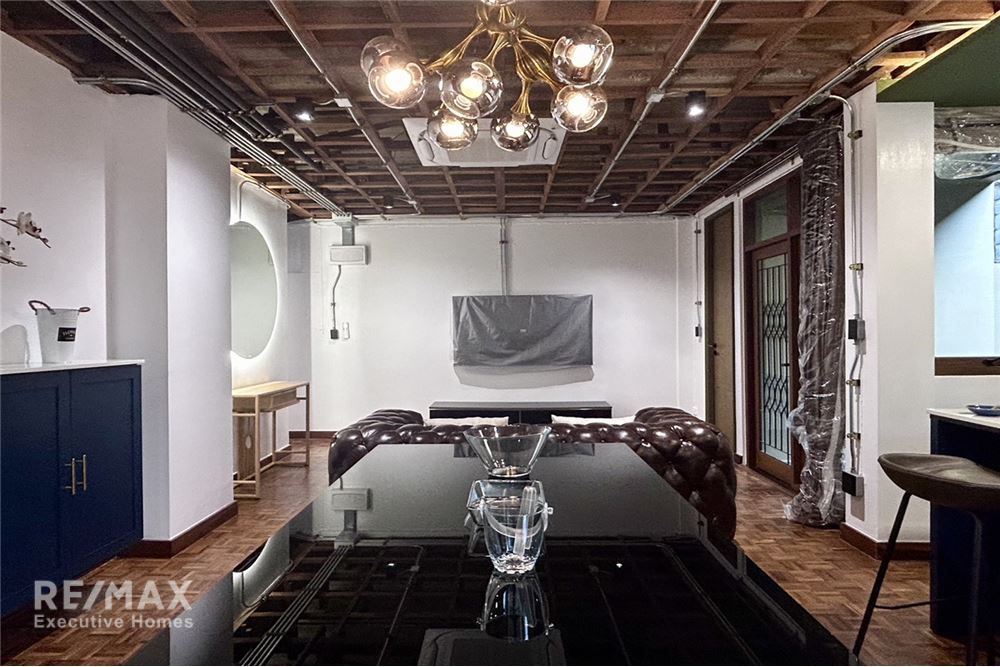 Luxury 2BR Condo with Industrial Design for Rent at Thonglor 20 - 75K, 100sqm 2