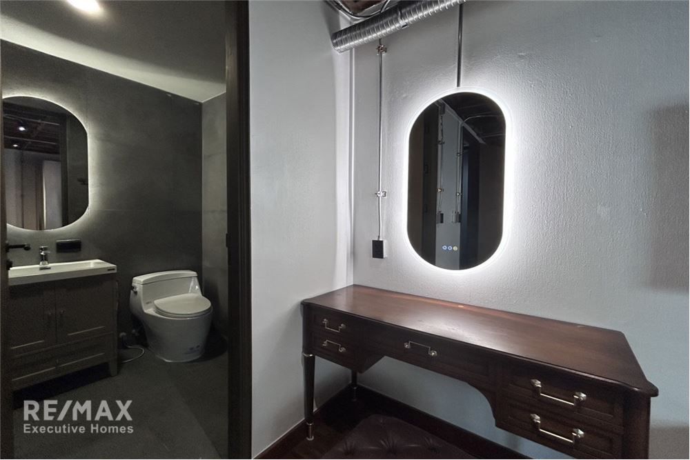 Luxury 2BR Condo with Industrial Design for Rent at Thonglor 20 - 75K, 100sqm 5