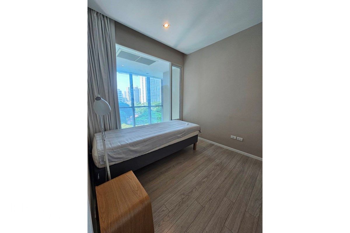 Luxurious 2BR 3BA Duplex for Rent at 75K | 125sqm Near BTS Asoke | Sukhumvit 21 13