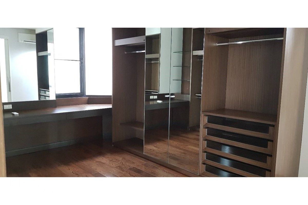 Luxury 3BR 4BA Detached House with Private Pool for Rent in Ekkamai - 400sqm 13