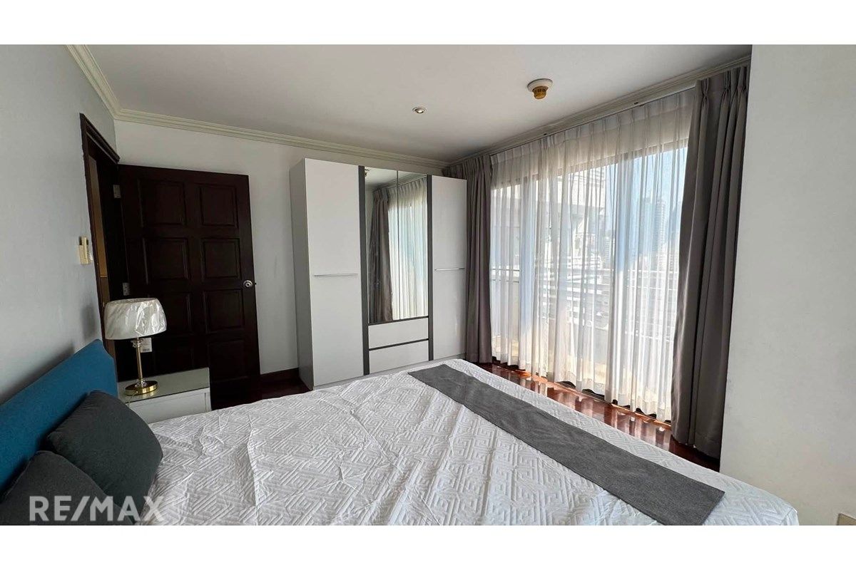 Spacious 3BR Condo with 3 Balconies for Rent near BTS Phrom Phong - 164sqm 10