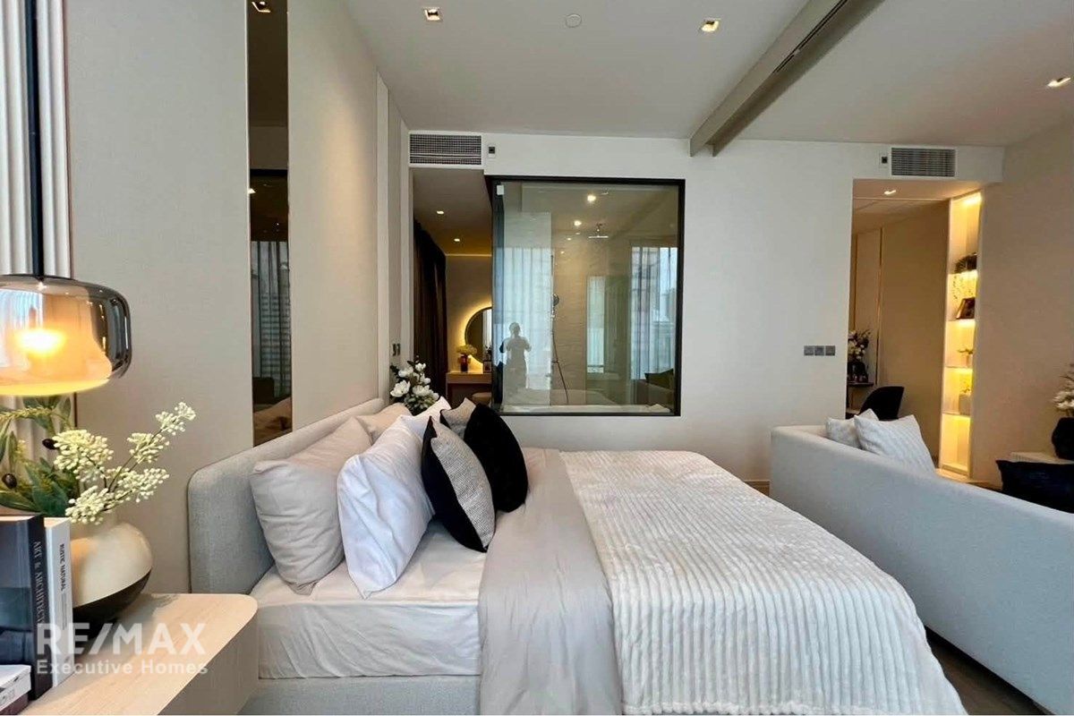 Luxury 1BR Condo with Bathtub for Rent at Ashton Silom – 45K, 50sqm, 8 mins to BTS Chong Nonsi 3