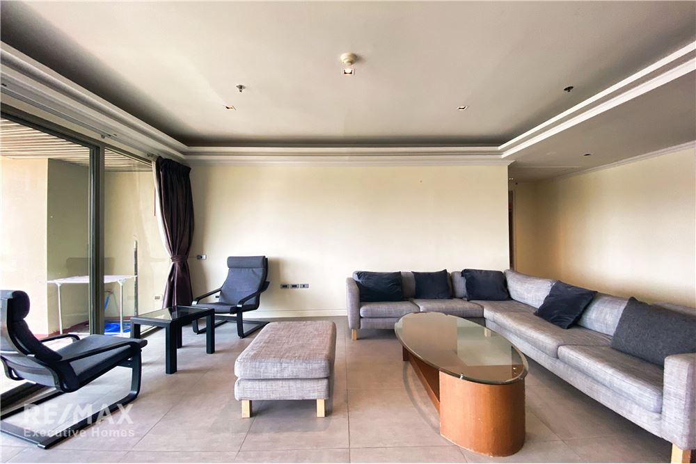 Renovated 2BR 2BA Condo for Rent in Asoke - 176sqm | Pet-Friendly | 90K | 5 mins to BTS Asok 3