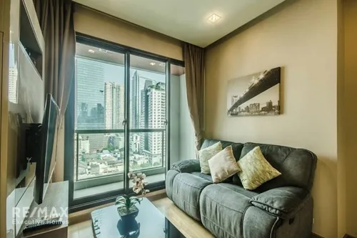 modern-condo-at-the-address-sathorn-just-4-mins-walk-to-bts-saint-louis-920071001-23156