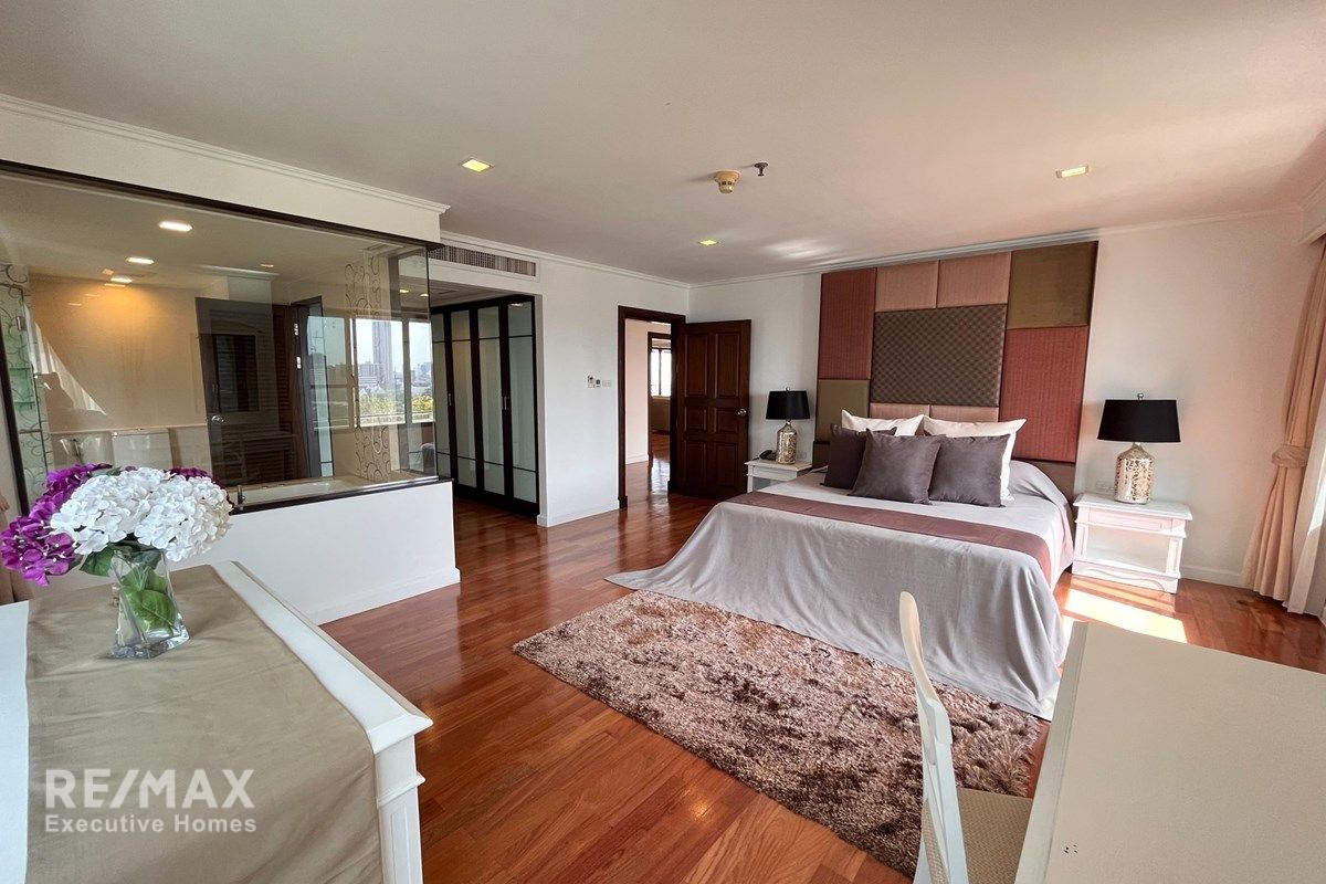 Geräumige 240m² Eigentumswohnung mit 3 Schlafzimmern & Arbeitszimmer in Sukhumvit 16 zu vermieten – 15 Min. Fußweg zur BTS Asok, Haustierfreundlich. 8