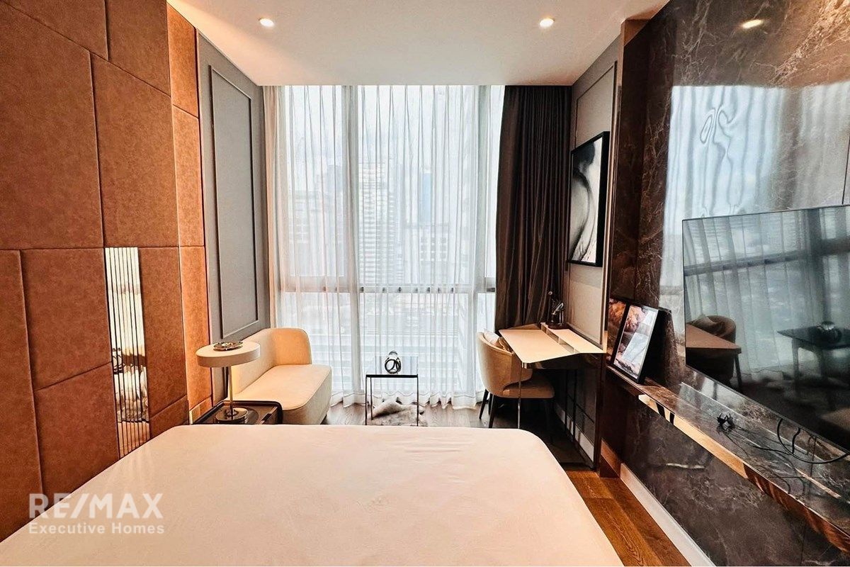Spacious 3BR Condo for Rent in Prime Location | 120K | 100sqm | German Kitchen & Wine Cabinet 6