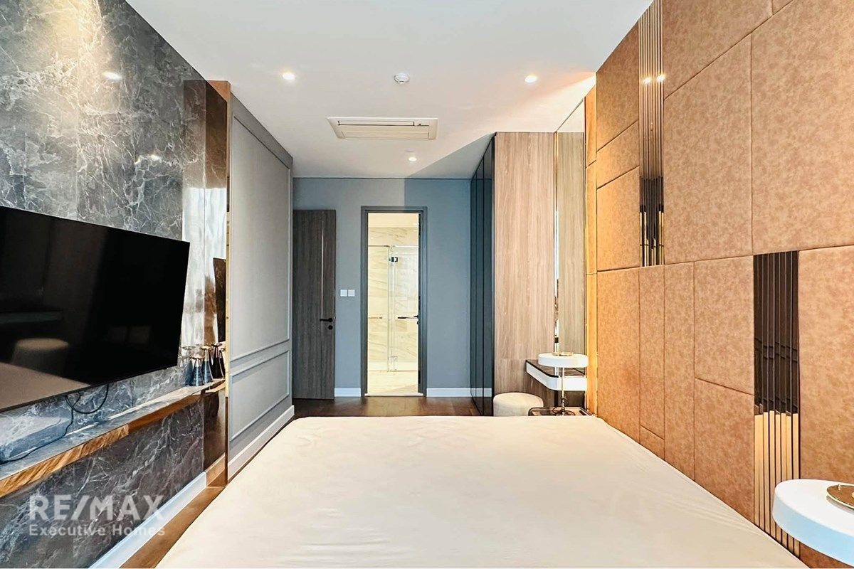Spacious 3BR Condo for Rent in Prime Location | 120K | 100sqm | German Kitchen & Wine Cabinet 7