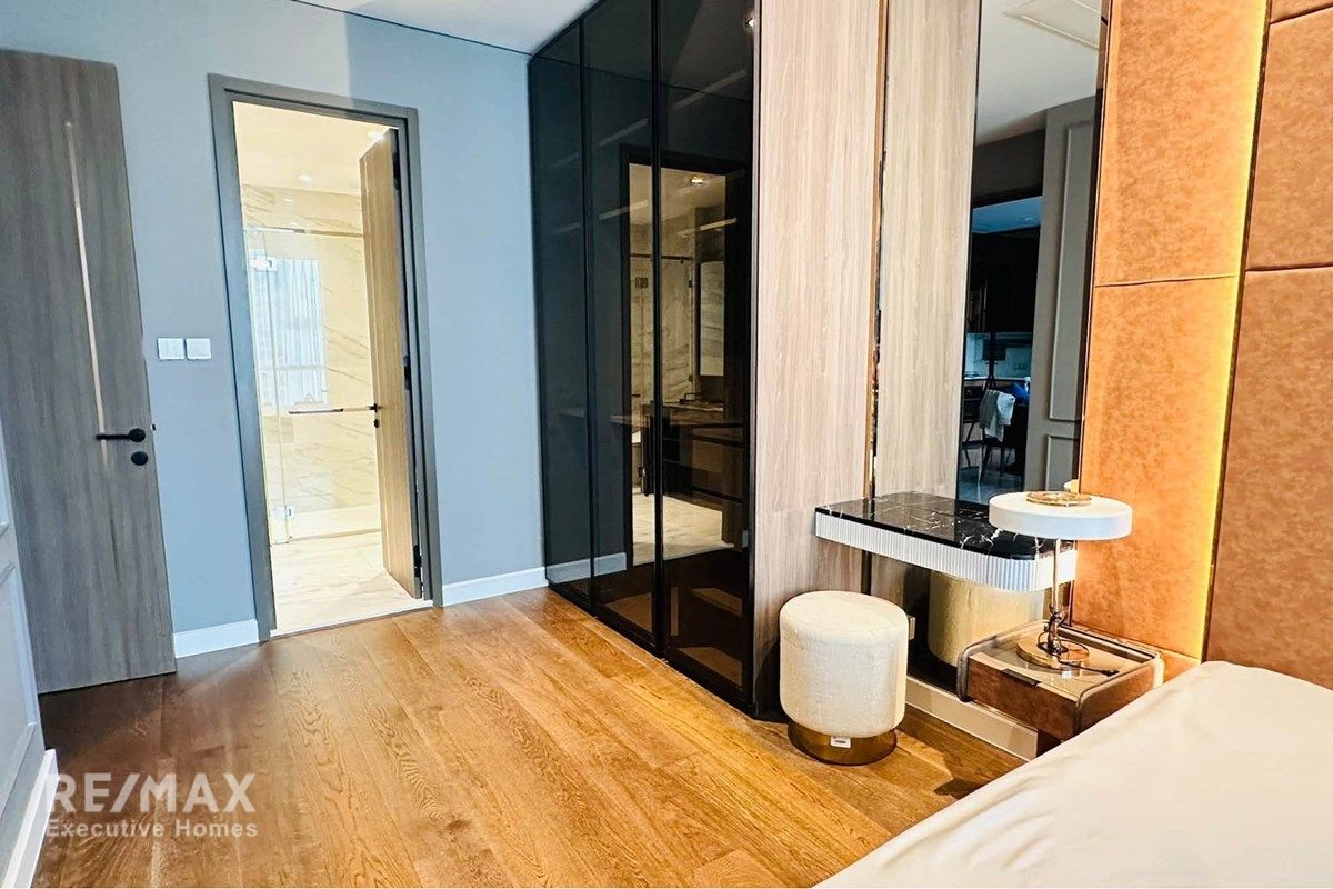 Spacious 3BR Condo for Rent in Prime Location | 120K | 100sqm | German Kitchen & Wine Cabinet 8