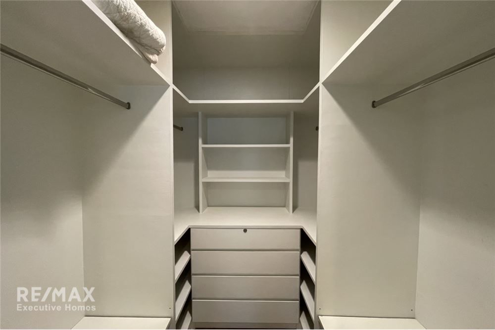 Großzügiges 3-Schlafzimmer-Stadthaus mit Arbeitszimmer in Ekkamai 22 zur Miete (85.000) - Tierfreundlich! 8