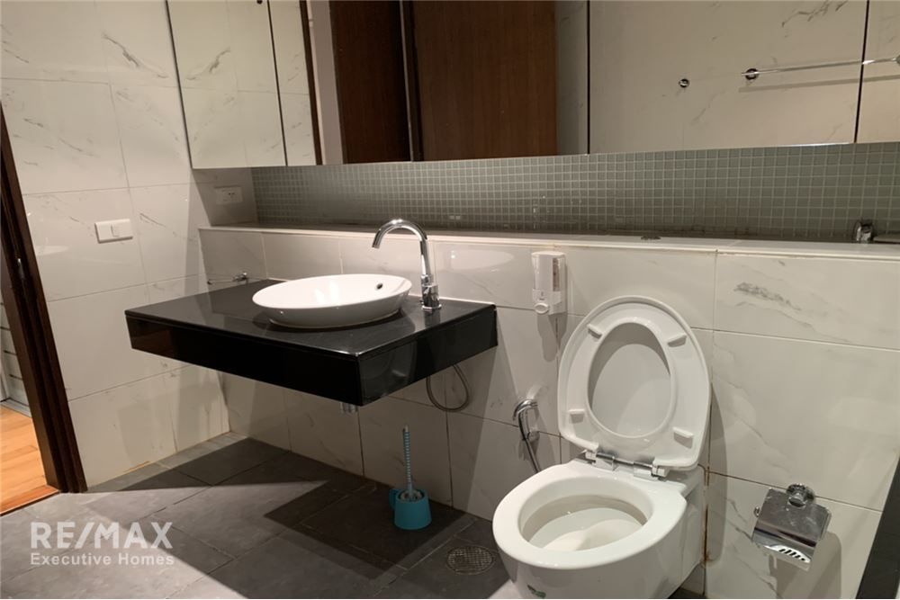 2BR 2BA Condo for Rent at BTS Asok - 109sqm with Big Balcony & City View 17