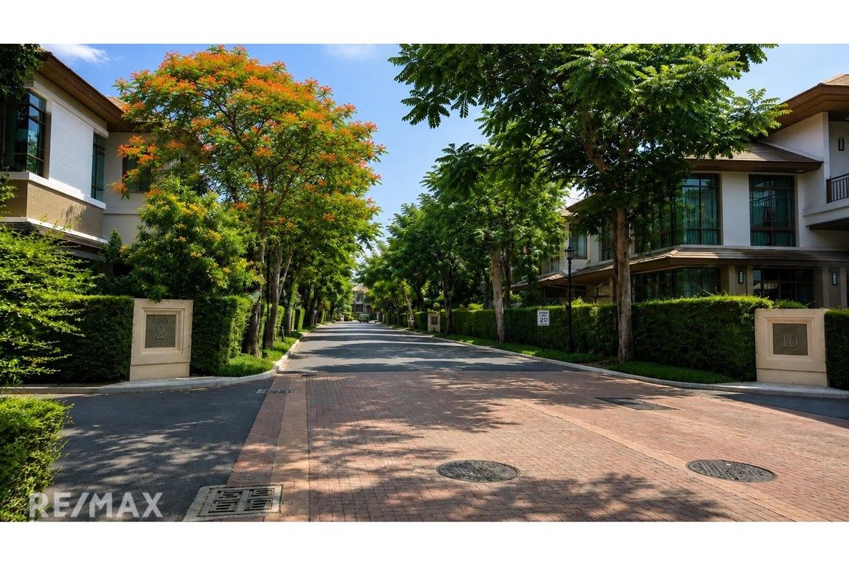 Spacious 4BR Detached Home with 5BA and Maid Room for Rent in Phra Khanong - 400sqm 12