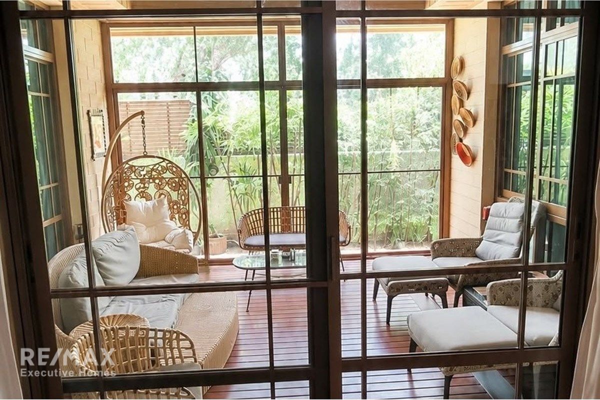 Spacious 4BR Detached Home with 5BA and Maid Room for Rent in Phra Khanong - 400sqm 4