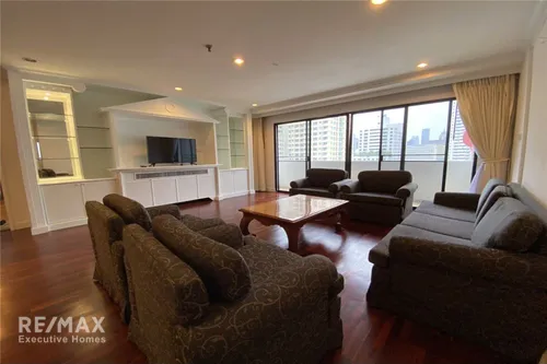 spacious-21br-condo-for-rent-at-55k-or-205sqm-or-pet-friendly-with-free-shuttle-to-bts-920071001-23219