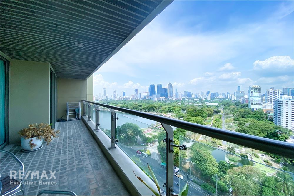Geräumige 2-Schlafzimmer-Wohnung zur Miete | 110m² | 2 Bäder mit Badewannen | 5 Gehminuten zur BTS Asok | Gegenüber Benjakitti Park 10