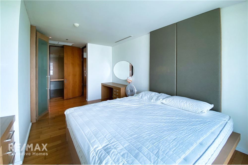 Geräumige 2-Schlafzimmer-Wohnung zur Miete | 110m² | 2 Bäder mit Badewannen | 5 Gehminuten zur BTS Asok | Gegenüber Benjakitti Park 14