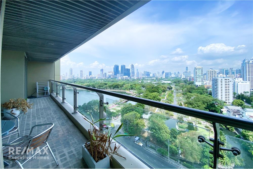 Geräumige 2-Schlafzimmer-Wohnung zur Miete | 110m² | 2 Bäder mit Badewannen | 5 Gehminuten zur BTS Asok | Gegenüber Benjakitti Park 2