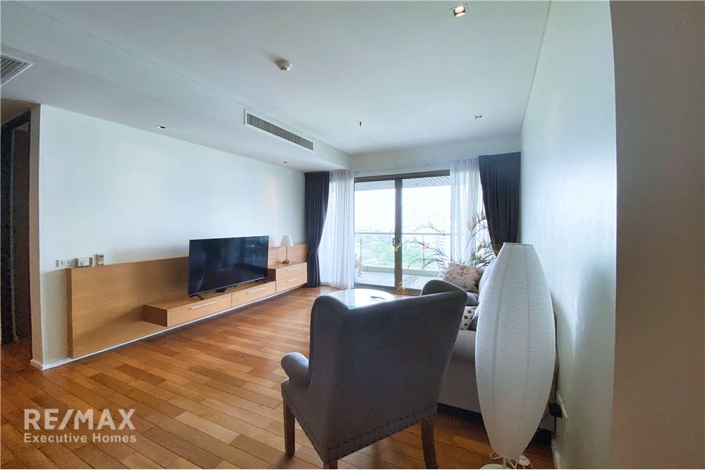 Geräumige 2-Schlafzimmer-Wohnung zur Miete | 110m² | 2 Bäder mit Badewannen | 5 Gehminuten zur BTS Asok | Gegenüber Benjakitti Park 5