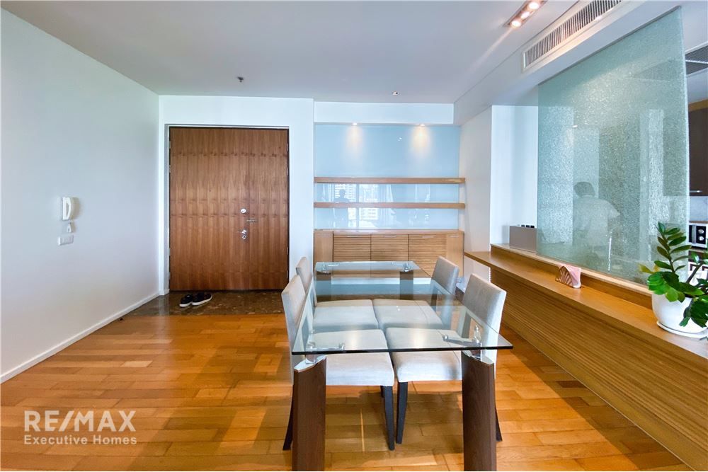 Geräumige 2-Schlafzimmer-Wohnung zur Miete | 110m² | 2 Bäder mit Badewannen | 5 Gehminuten zur BTS Asok | Gegenüber Benjakitti Park 6