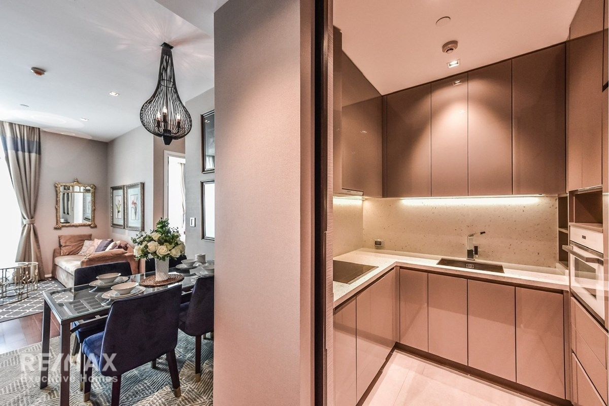 Rent 80K | The Diplomat 39 | 76sqm 2BR 2BA Condo | 9th Floor | 4 mins Walk to BTS Phrom Phong 6