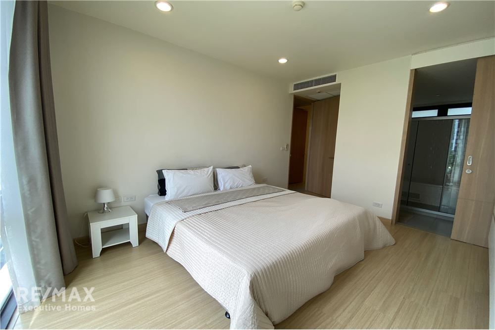 Pet-Friendly 2BR 2BA Low-Rise Condo for Rent | 80sqm | Ekkamai 14