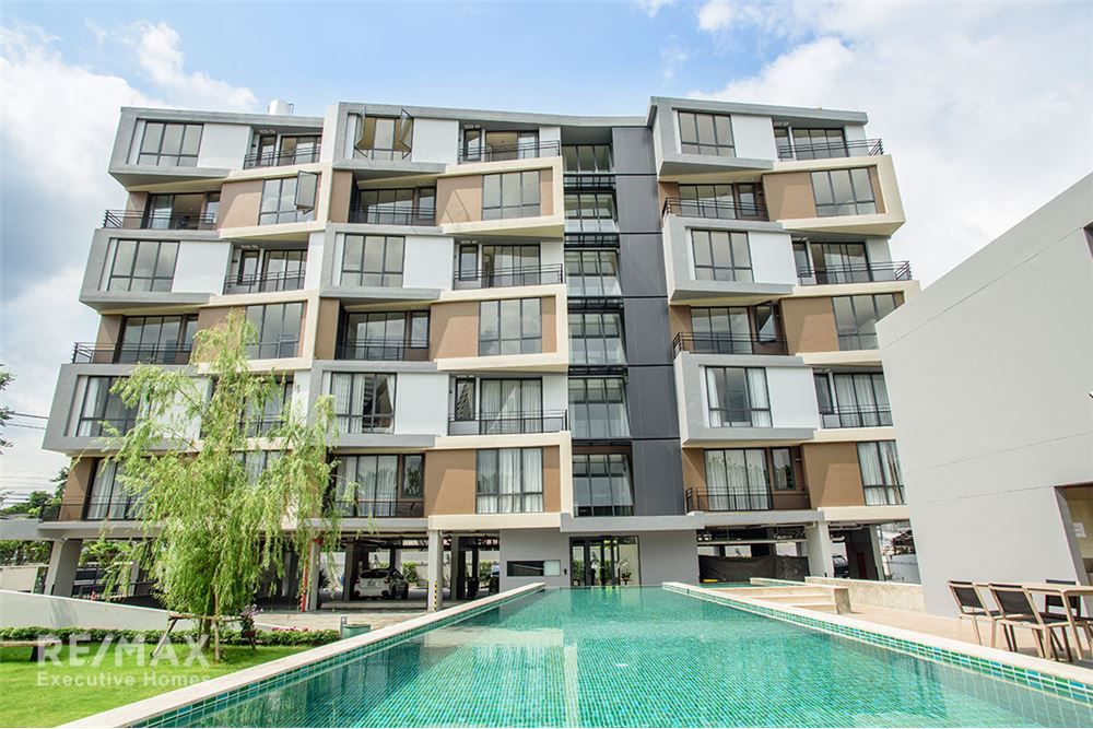 Pet-Friendly 2BR 2BA Low-Rise Condo for Rent | 80sqm | Ekkamai 19