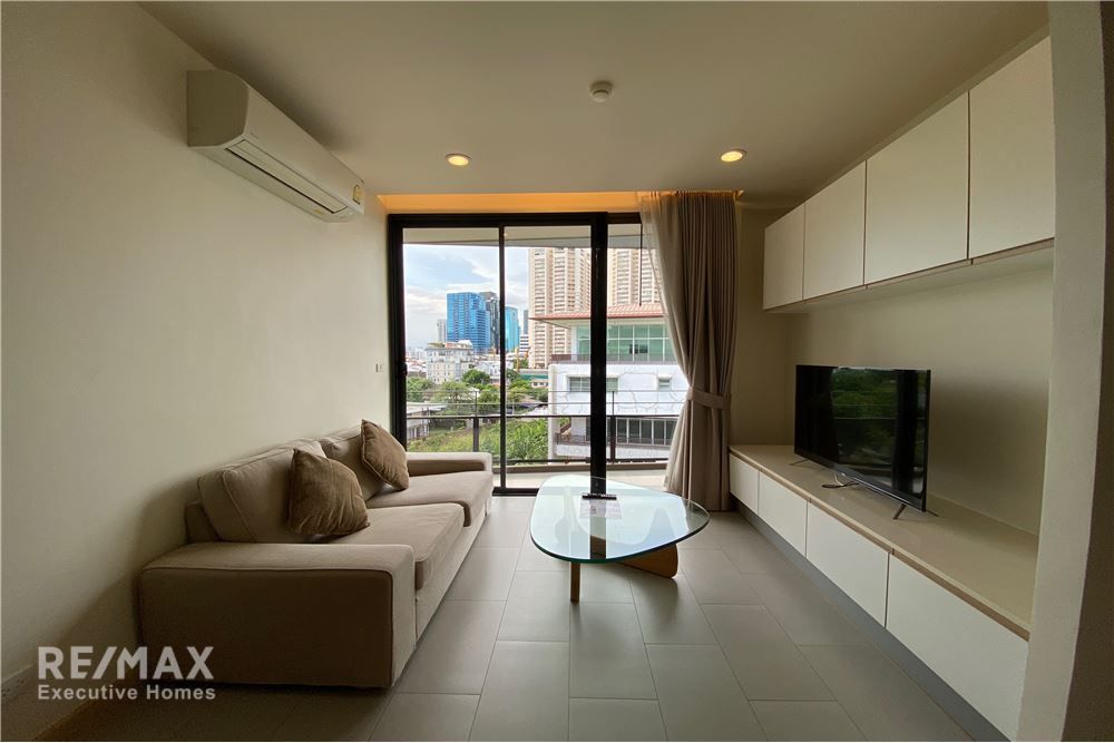 Pet-Friendly 2BR 2BA Low-Rise Condo for Rent | 80sqm | Ekkamai 2
