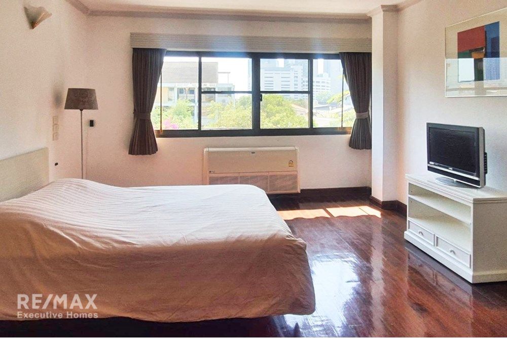 For Rent: 400sqm 4-Story Townhouse with 3BR, 5BA + Maid in Prime Sukhumvit 26 13